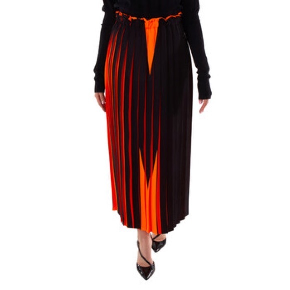 Maison Martin Margiela Black and Orange Pleated A-Line Skirt